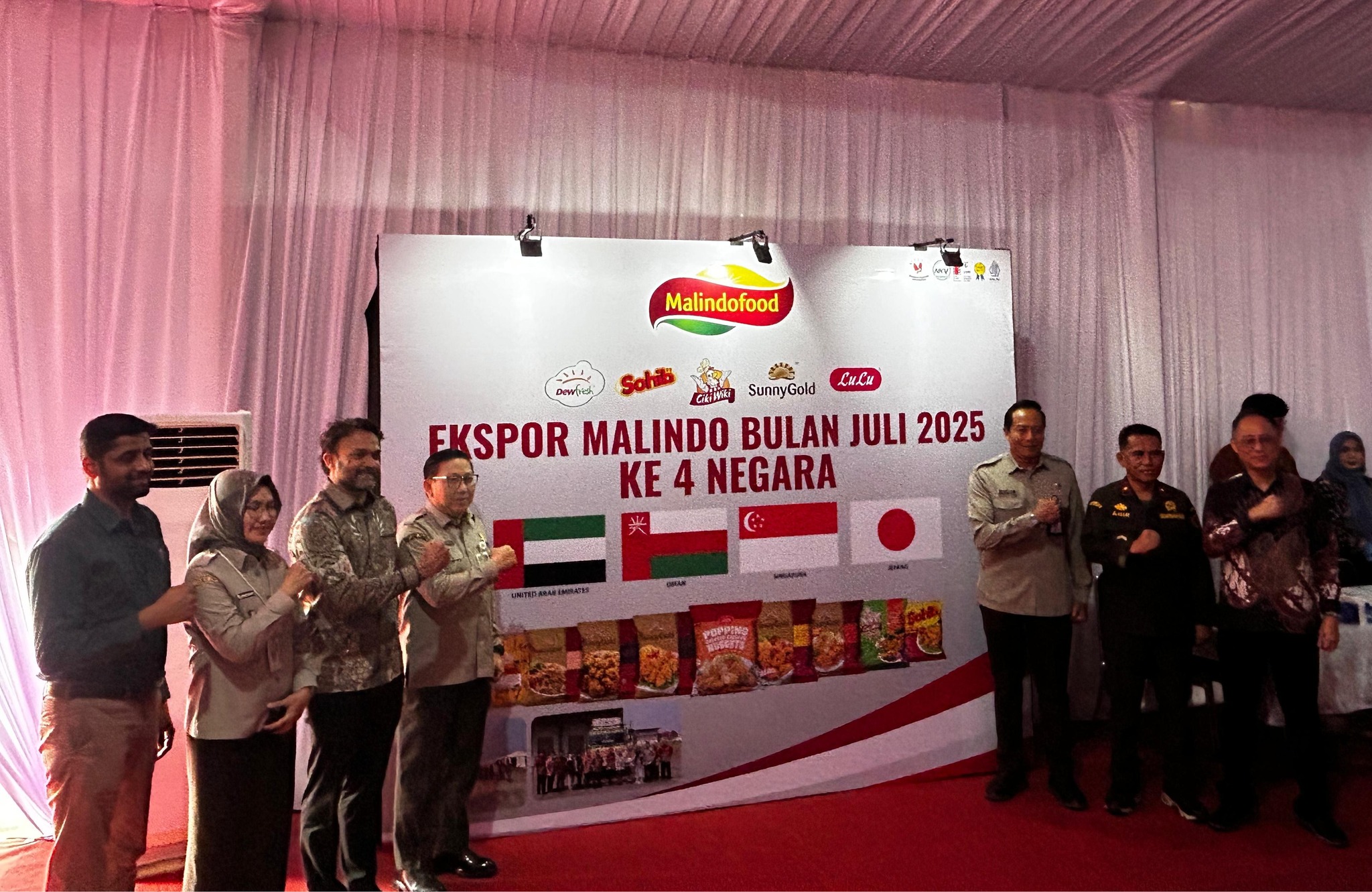 Kembali Tembus Pasar Dunia, Kementan Lepas 40 Ton Produk Ayam Olahan ke Timur Tengah dan Asia