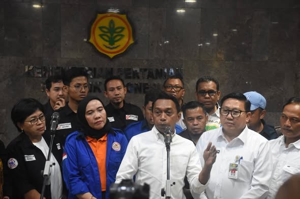 Mentan Amran Kawal Harga Telur Peternak, Model Sidrap Dinilai Layak Diterapkan Nasional